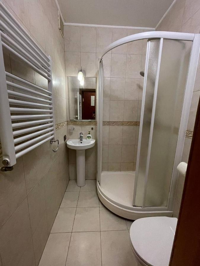 One Bedroom Kreschatik Str 4 キエフ エクステリア 写真