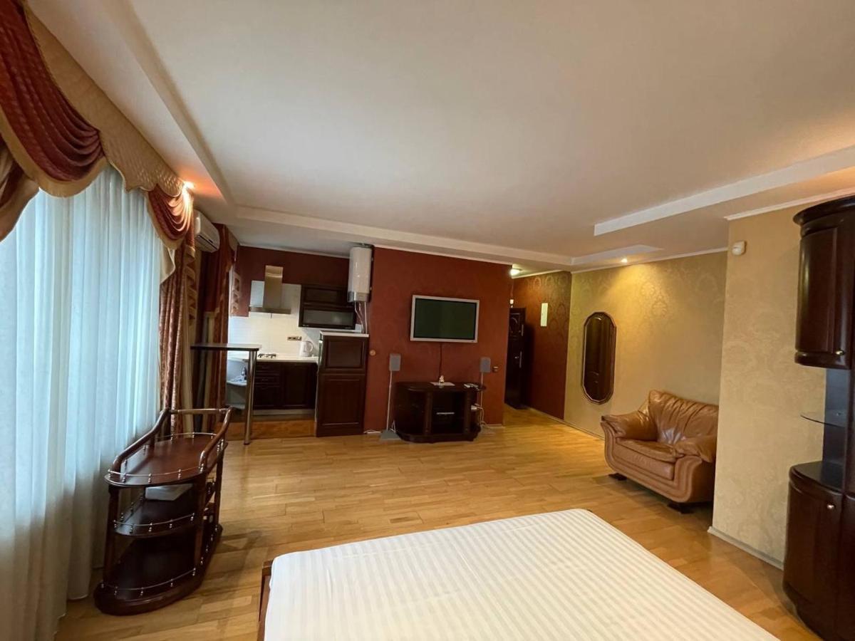 One Bedroom Kreschatik Str 4 キエフ エクステリア 写真