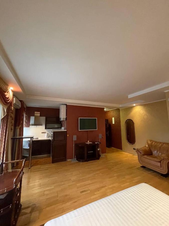 One Bedroom Kreschatik Str 4 キエフ エクステリア 写真